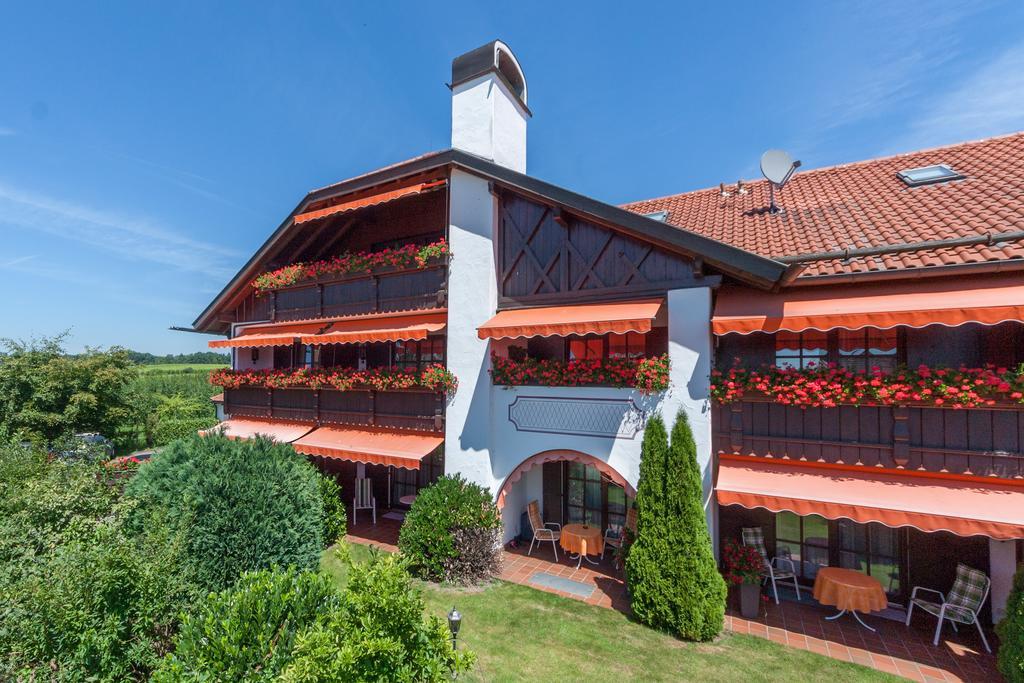 Hotel Alpina Hagnau am Bodensee Buitenkant foto