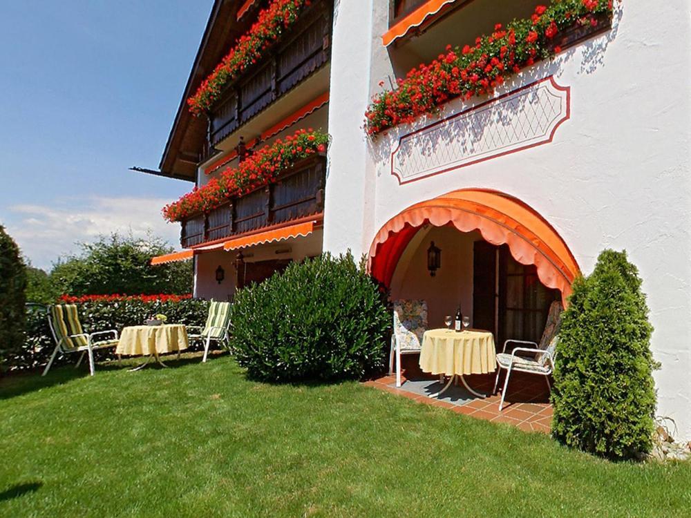 Hotel Alpina Hagnau am Bodensee Buitenkant foto