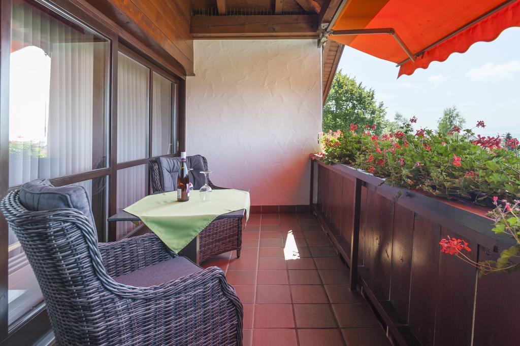 Hotel Alpina Hagnau am Bodensee Buitenkant foto